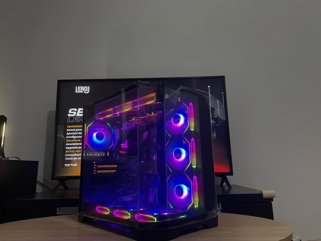 Calculator / Sistem PC Gaming - R5 9600X, RTX 5070, 16GB RAM, 1TB SSD